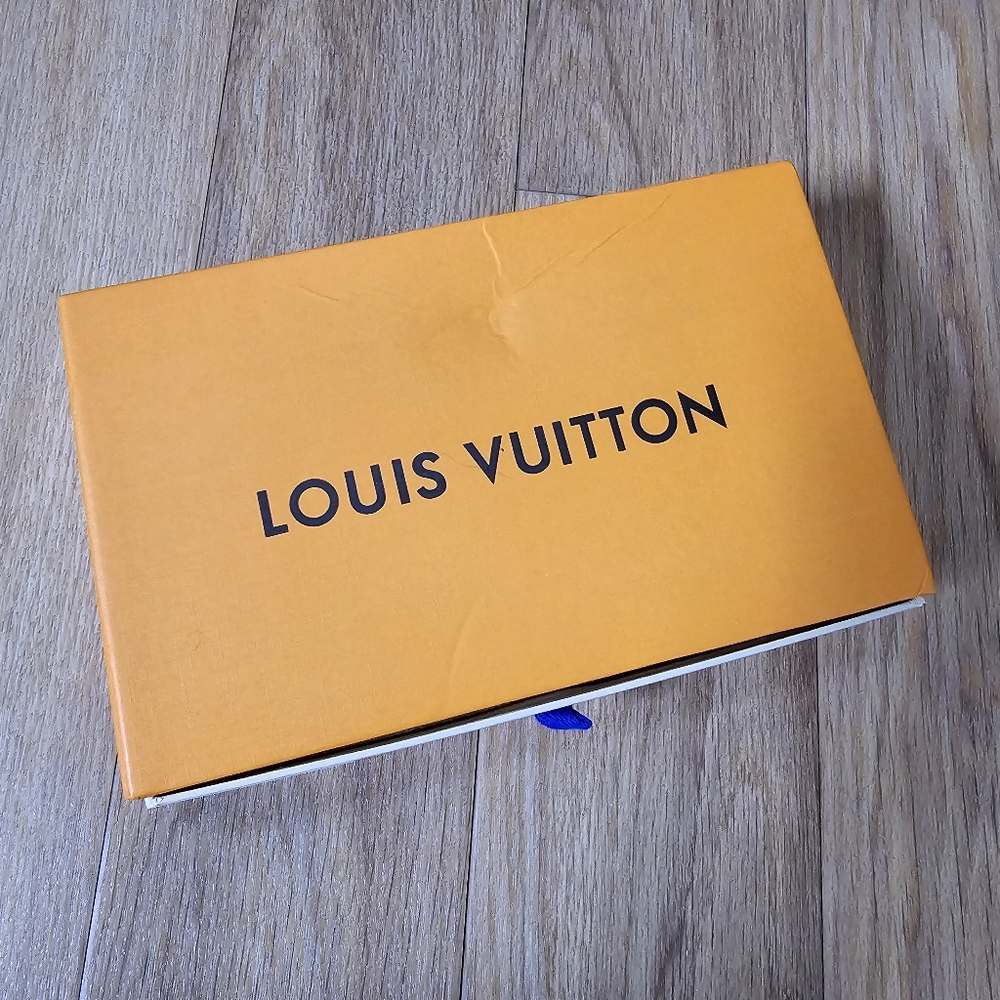Louis Vuitton gift box